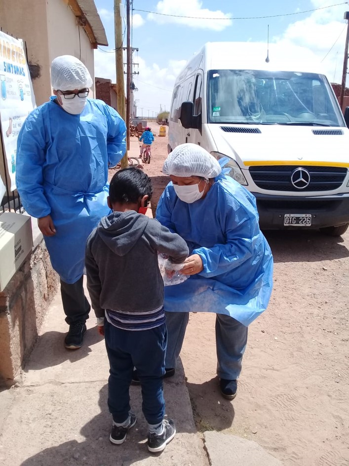 与外地医院相助，，，，，，，，开展康健预防检测